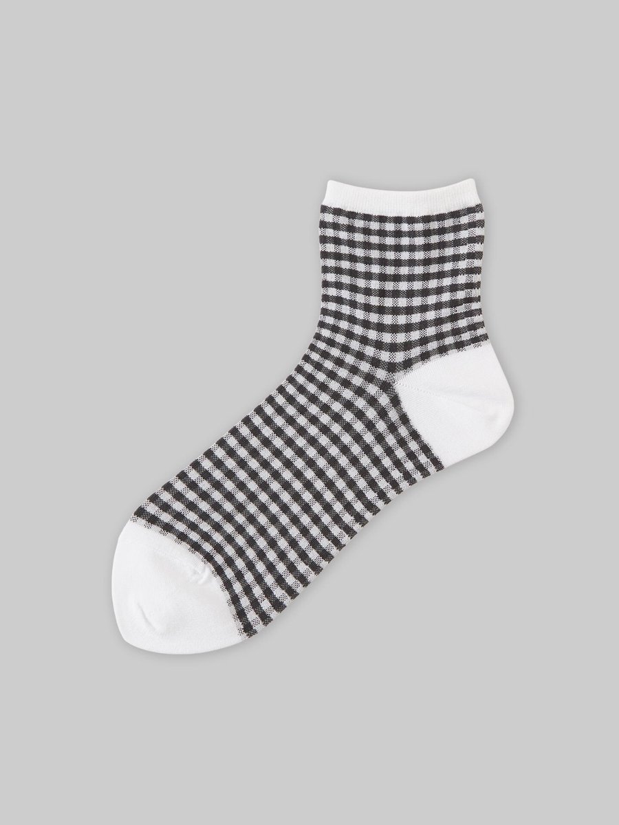 靴下屋アトレ川崎店 定番のギンガムチェック もちろん靴下屋にもあります 薄手なので子どもっぽくならず でもチャーミングでコーデのポイントになる万能さん カラバリも豊富なのでぜひお気に入りを見つけくださいね ギンガムチェックショート