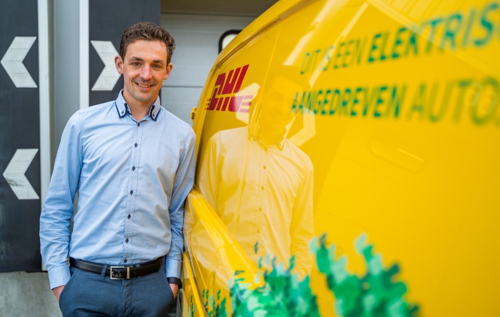 Logistiek Netwerk | In 2004/2005 ging een 207 jaar oude pakjes- én palletvervoerder verder onder de naam DHL.

Lees hier het tweede logistieke partnerverhaal met ditmaal Aron Tempelman (Terminal Manager DHL Zwolle): bit.ly/rzudhlz. #peczwolle #regiozwolle #samenvoorgroei