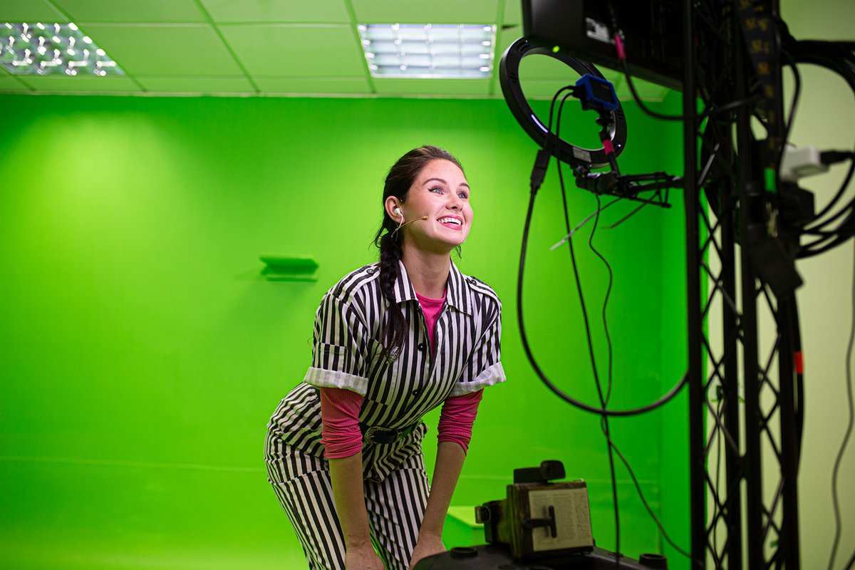 theduncairn's tweet image. Have you registered yet for the University Of Wonder and Imagination presented by @CahootsNI this weekend? Create your own adventure through the choices you make in this magical online theatre experience for all the family. 

Sign Up FREE: theduncairn.com/events/cahoots…