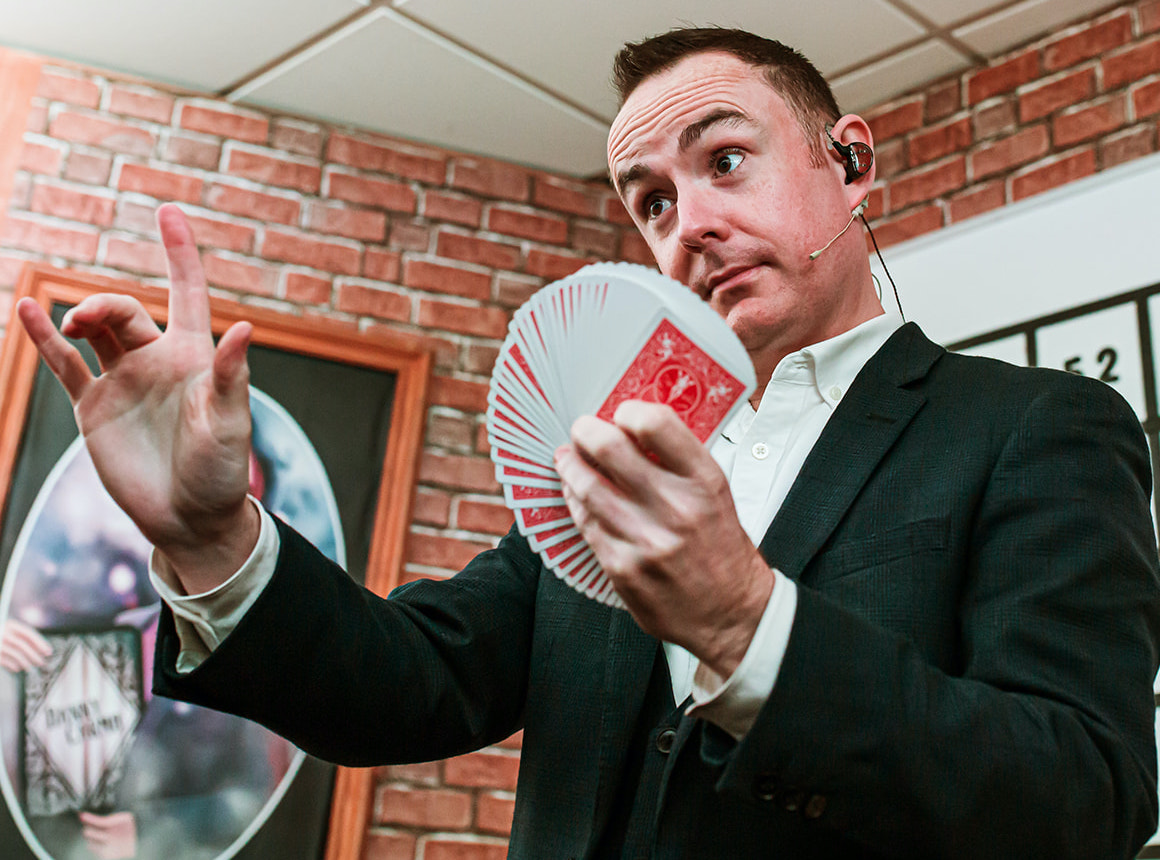 theduncairn's tweet image. Have you registered yet for the University Of Wonder and Imagination presented by @CahootsNI this weekend? Create your own adventure through the choices you make in this magical online theatre experience for all the family. 

Sign Up FREE: theduncairn.com/events/cahoots…