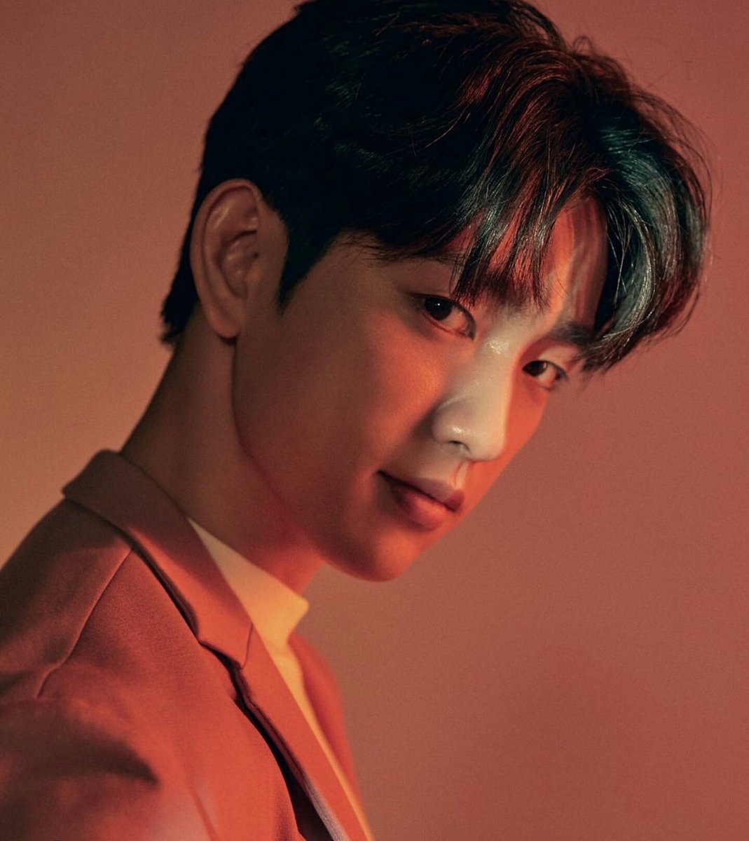 pjythinker's tweet image. park jinyoung the man you are today