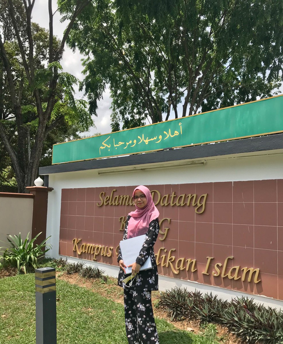 TillaMilla_'s tweet photo. Ain Atila has done her degree unofficially 😘❤️

[2016 - 2021]

#TeacherToBe https://t.co/dLZCpWYMz5