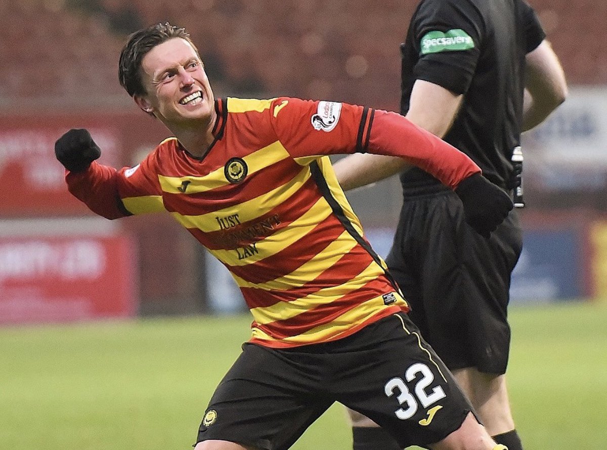 ptfcarchives's tweet photo. Joe Cardle - Partick Thistle

👥 72 appearances
⚽️ 14 goals
🎯 18 assists
🏆 1 league title

A key player for the Jags on and off the park since he set foot in the door. Won’t forget his efforts in red &amp; yellow. Once a Jag, always a Jag ❤️ https://t.co/olagplHx64