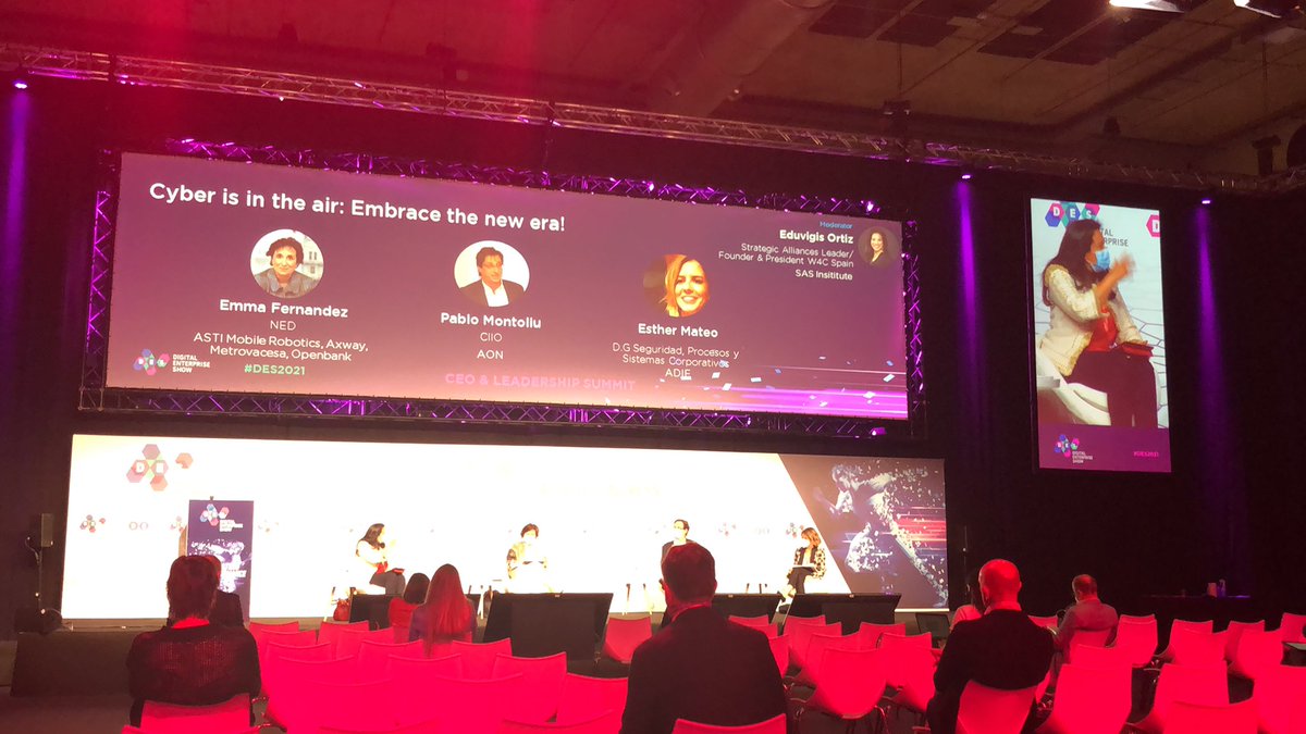almurl's tweet photo. @DES_show retomando los eventos presenciales. Actualización y aprendizaje continuo. 
#DES2021 #Tecnología #TambiénParaElSectorAudiovisual https://t.co/cM8Zwj7IjY