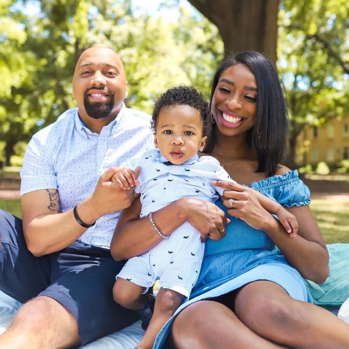 IreneObika's tweet photo. Mommy Moment w/@everydaywithk.hughes
•
It’s the men in my house for me..,

Are you the only girl/woman in your house or family? 

📸 @photosbyfaith96 https://t.co/XAkQsvCOW1