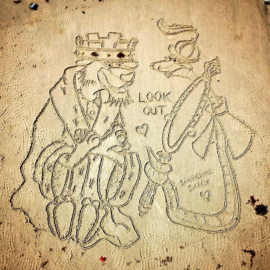 DigiDaughter's tweet photo. Keep Busyπ₯π #Wilk #MasterBread #breadbarbershop #southkorea
Look Out! ππ¦π #PrinceJohn #SirHiss #Disney #RobinHood #lookoutforeachother
π #StaySafe #sanddrawing #beachart πππ #Lockdown2021 #morale #VitaminSea #comics #cartoons βοΈ #SandBanksy #shorelinesally No.920-3 https://t.co/0iGliP7sa3