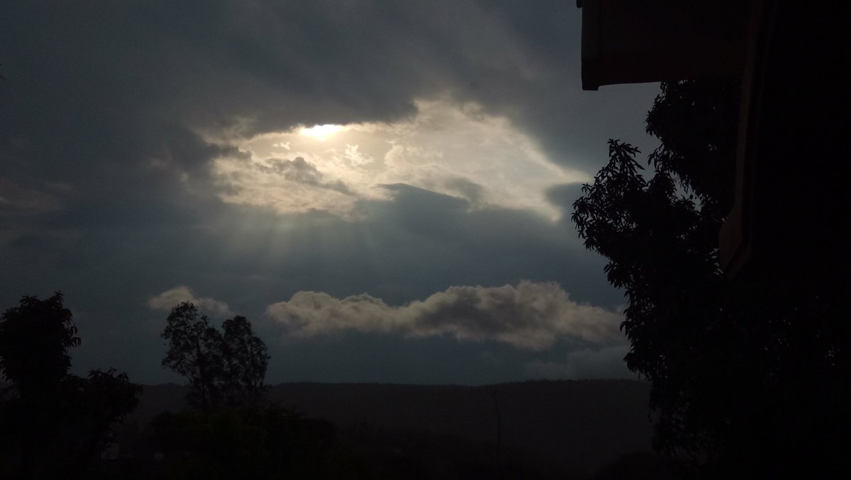 HDPhoto22501345's tweet photo. #Monsoon2021 #cryptotrading #dogecoin #TheFamilyManSeason2 #SamanthaAkkineni #Israel https://t.co/9sEwlVMptu