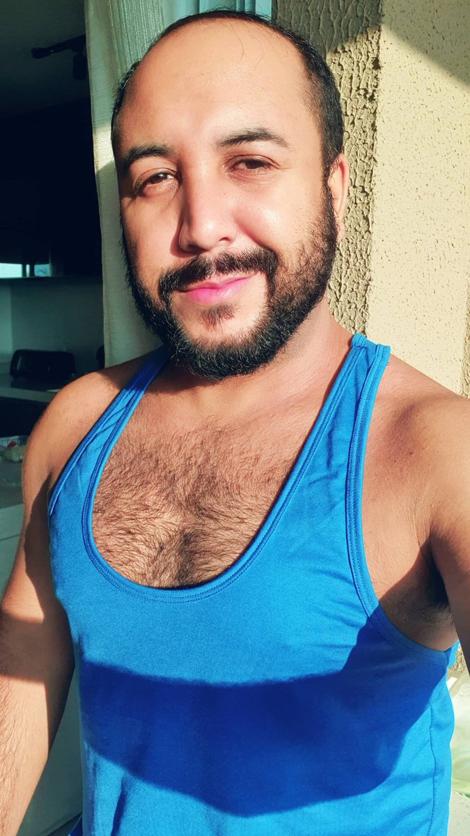 vitormayrink's tweet photo. ๐๐ฟ #moodblue para essa quarta. https://t.co/bp25CCgMOQ