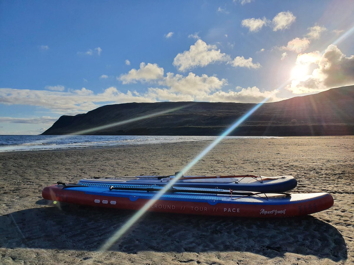Hanfitzy1's tweet photo. Sunset Paddle on the Isle of Skye last night #campervanroadtrip #westcoastofscotland #paddleboarding #sunsetpaddle https://t.co/shBBmYESHD