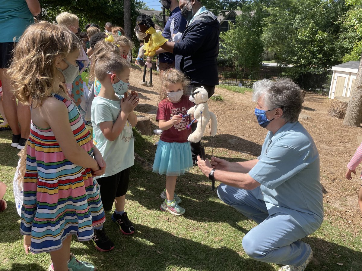 Liz Aull tweet media