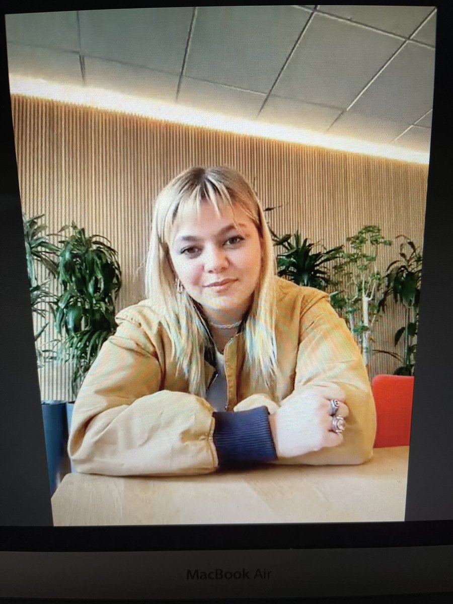 WattsInTv's tweet photo. @louane revient dans @WattsInTv  !! https://t.co/YxlFxzITzk