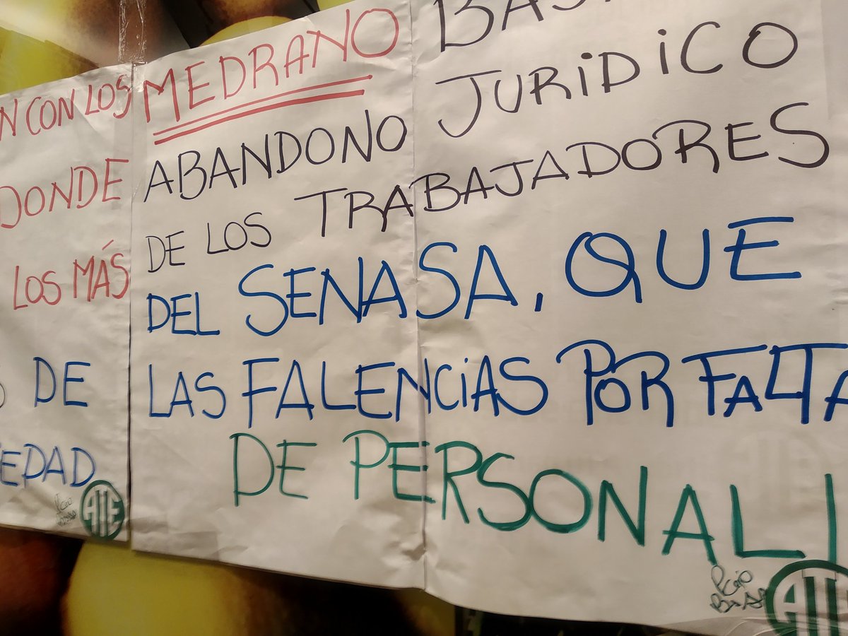Falta diálogo hoy #OllaPopular...si no cambian la postura#PARO <a href="/AgenciaElVigia/">Agencia El Vigía</a> <a href="/matiaslongoni/">Matías Longoni</a> <a href="/pagina12/">Página|12</a> <a href="/tiempoarg/">Tiempo Argentino</a>