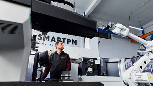 Estrategianet's tweet image. Noticia del último número de @Estrategianet:
#SmartPM  crea una célula automatizada completa para mecanizado de precisión

bit.ly/3hJuYw1