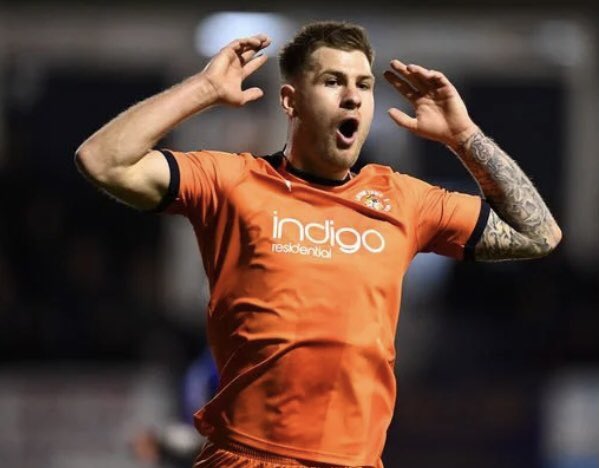 lutonedh's tweet photo. This guy really helped the club get back to where we should be and possibly doesn’t get the recognition he deserves a true workhorse and great servant to the club. Going to miss him a lot 😖🧡
#JC19 https://t.co/KOsC9IV3CB