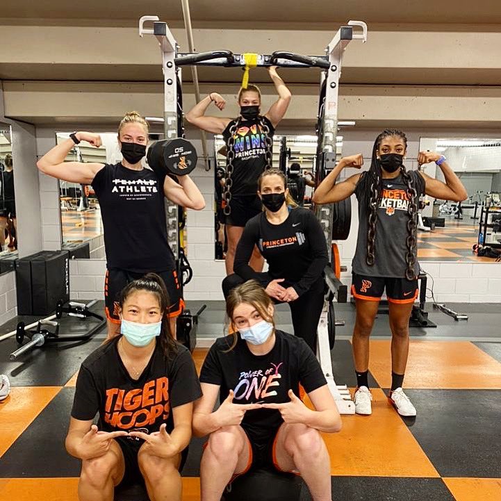 PrincetonWBB's tweet photo. We want to give a HUGE shoutout to our amazing strength coach, @Strengthgirl 💪‼️
Angie showed up day in and day out for our team this past semester. Through trying times, she was our rock!
Thank you to the OG #SturdyGirl... we appreciate you so much! 🧡🖤 #BodyByAng https://t.co/ddWKoY9Fa2