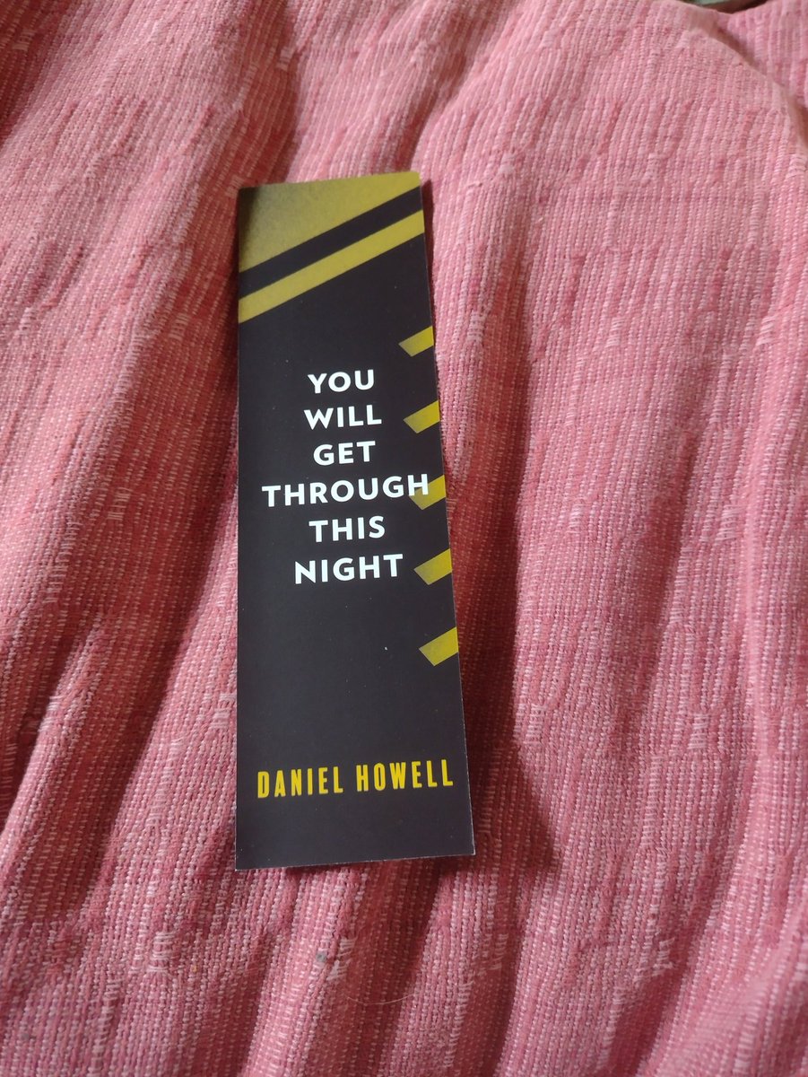 TezzaDevon's tweet image. Guess what came 🥳, so excited to read it. 🥰 also nice signing Dan 😁.