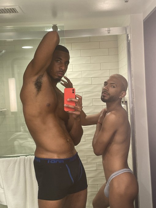 @LustRashad 🥵💦😛 https://t.co/H3BOWie9Nn<a class="tags" href="/tag/lustrashad">@lustrashad</a><a href="/tag/blacksbeach"class="tags"><span>#blacksbeach</span></a><a href="/tag/abreakout"class="tags"><span>#abreakout</span></a>