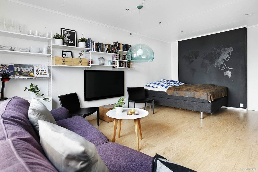 * معلومات عقارية (انواع العقارات)

- الاستوديو
من أكثر الأنواع الذي يفضله فئة الشباب والعمالة، كونها تتمتع بمساحة صغيرة ومرافق تناسب أصحاب هذه الفئة ، وتتكون من غرفة نوم متصلة بغرفة المعيشة ومطبخ وحمام فقط

للإستشارات العقارية و الاستفسارات تواصل معنا علي
01122113388
01149588588