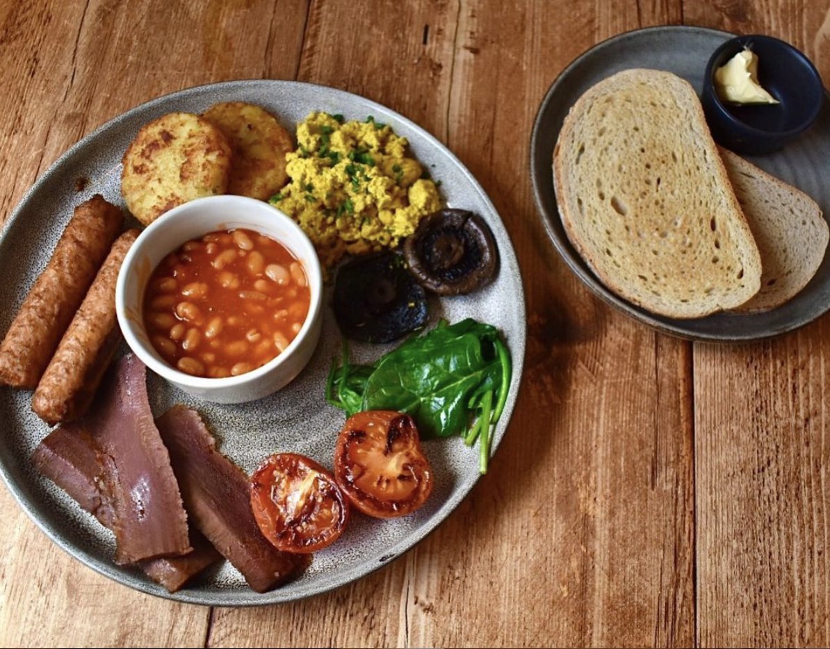 TheGuideLpool's tweet photo. You can now enjoy all of these plant-based dishes and more inside @pottscoffee on Slater Street.

😋 >https://t.co/JAQ44HHvGE https://t.co/Qw4SArzbFK