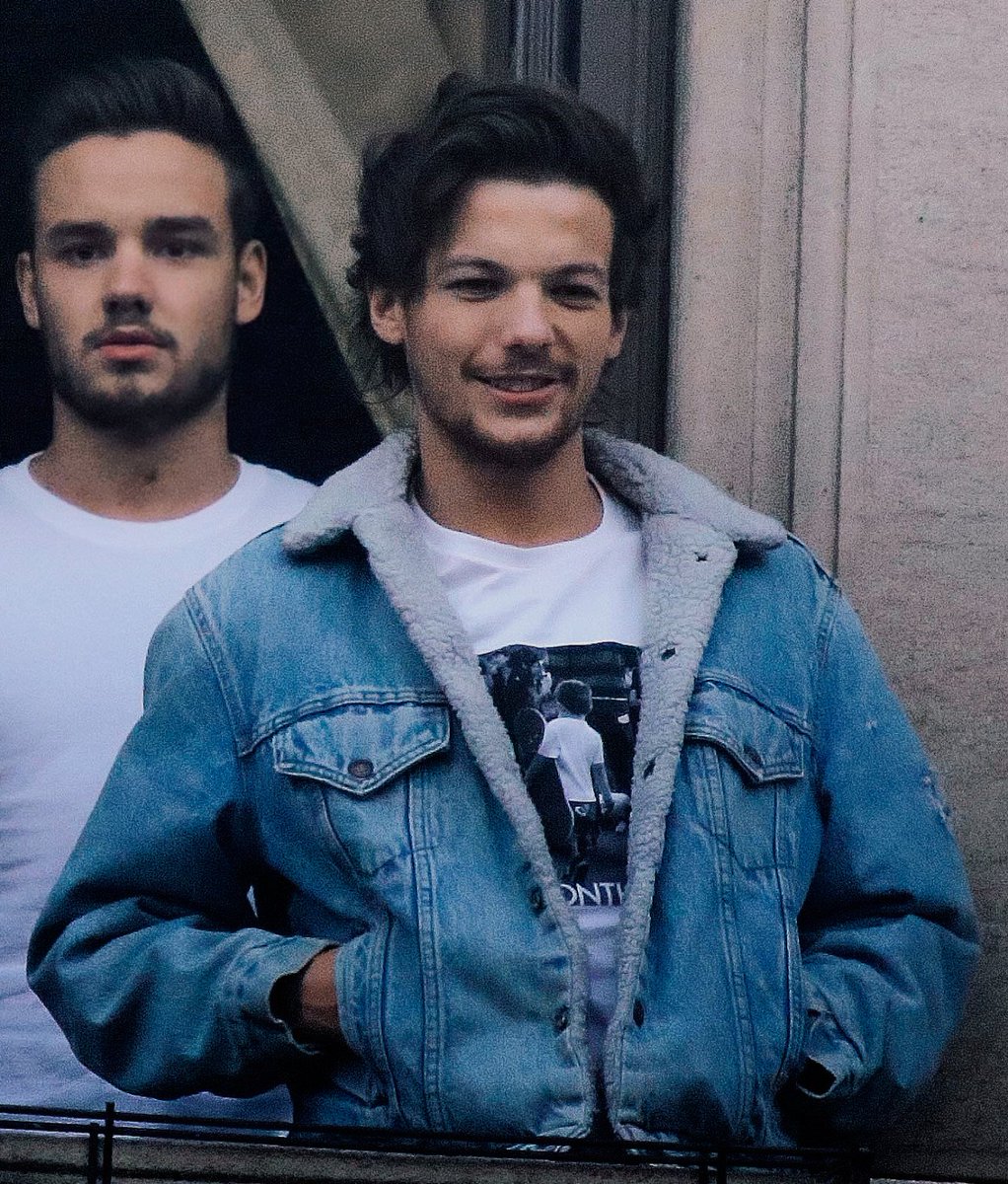 louismygf's tweet photo. @HLDPromo THREE
I vote #Louies for #BestFanArmy at the #iHeartAwards https://t.co/y7wImYFfVZ