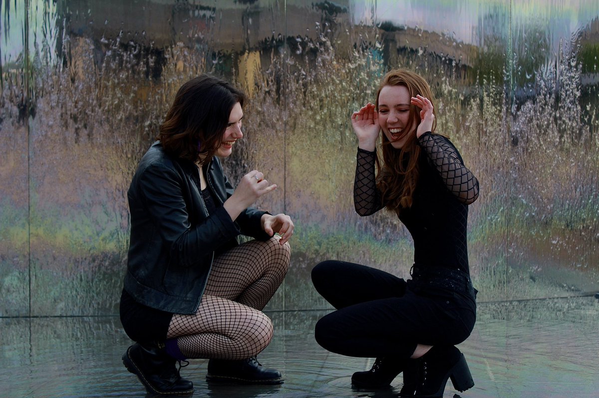 💜Our Gen 6 PF Headshots are Here!💜

Bass
⁃Emily Thurston (Musical Director)

⁃Zara Jones (Assistant Musical Director)

📸 by @lucyoneillphotography