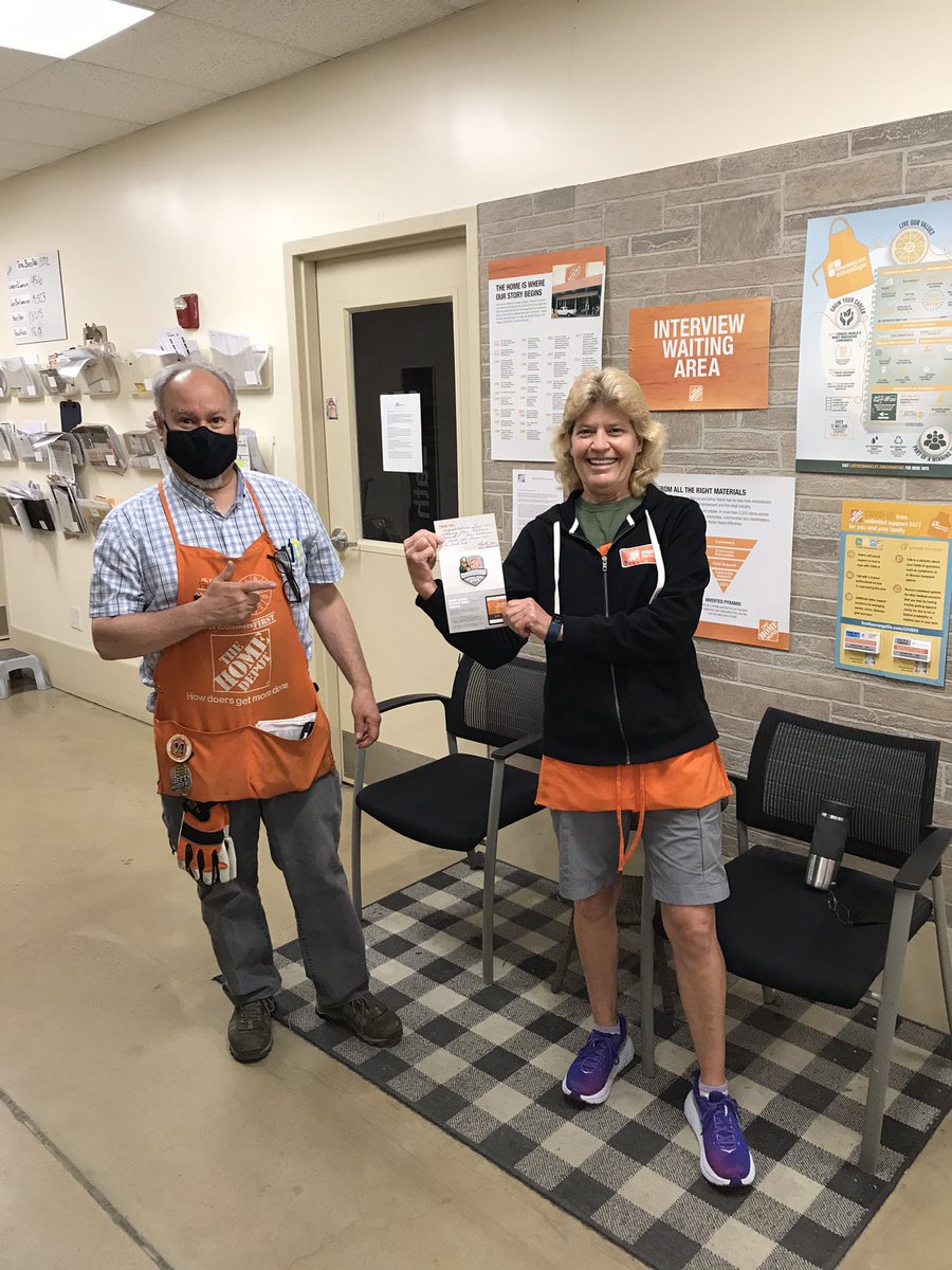 Lisa is receiving her fourth Platinum Homer Award. Thank you for all you do for our customers. Well deserved! <a href="/kattyniner/">kathy</a> <a href="/VicTHD4607/">VicS_THD_4660</a> <a href="/KathleenaCarri1/">KC 4660</a>