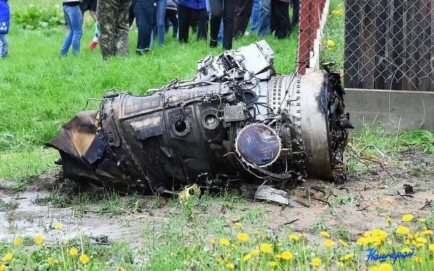 Разбился военный самолет. Як-130 разбился Беларусь. Разбитые военные самолеты. Катастрофа в Барановичах самолёта. Катастрофа як-130.