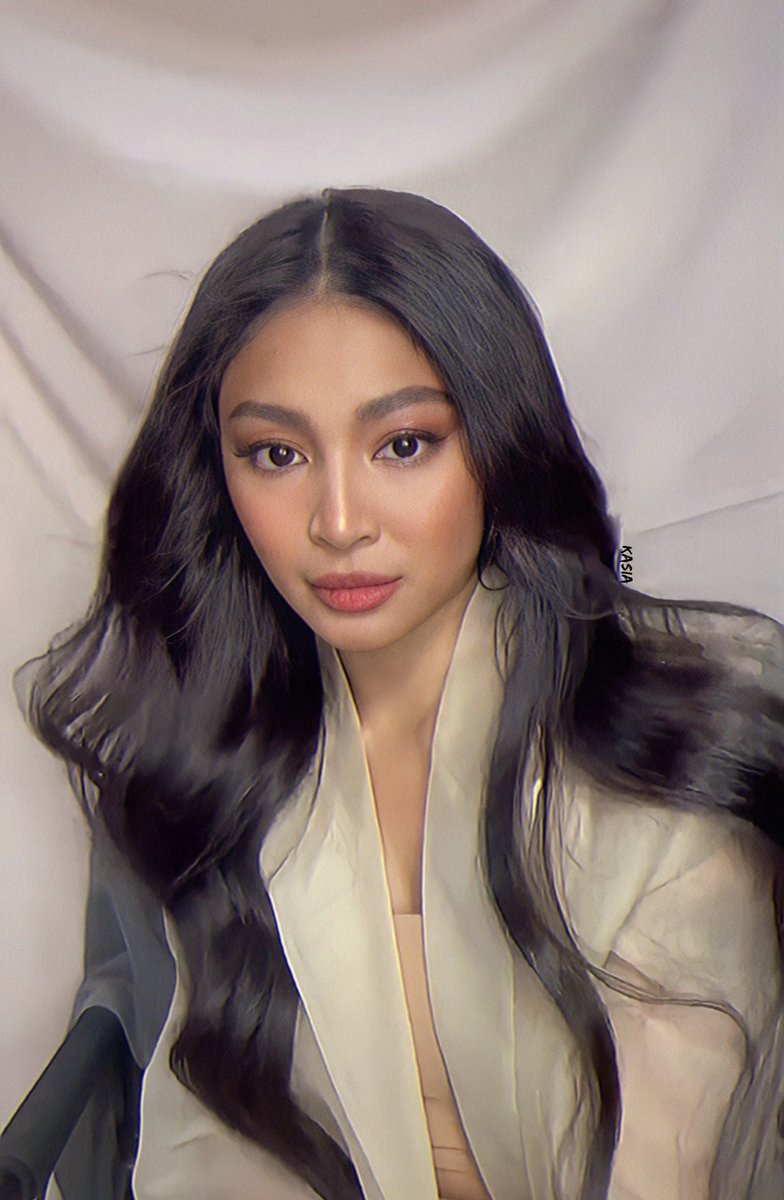 glowinglustrous's tweet photo. miss nadine lustre's beauty will always be leaving us speechless ✨ https://t.co/k7FcTFjC3b