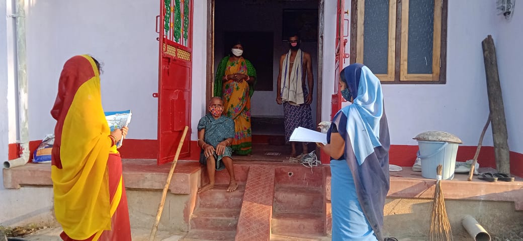 SanjuktaMishra8's tweet photo. #ASHA &amp; #aww #unitly #conducting #SARI &amp; #ILI #survey at #Alikia #Village of #SadarBlock #Puri.....@CMO_Odisha @Puri_Official @HFWOdisha https://t.co/aDcPR35CBD