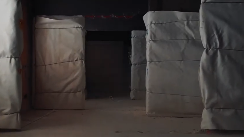 Memoire2cite's tweet photo. 69 VENISSIEUX LES MINGUETTES @ Découvrez ou redécouvrez la vidéo du très beau chantier de Monmousseau ! #Cardem #vidéo #explosion #BTP #travaux https://t.co/oCUxggnRiu https://t.co/2d5SpDp2in