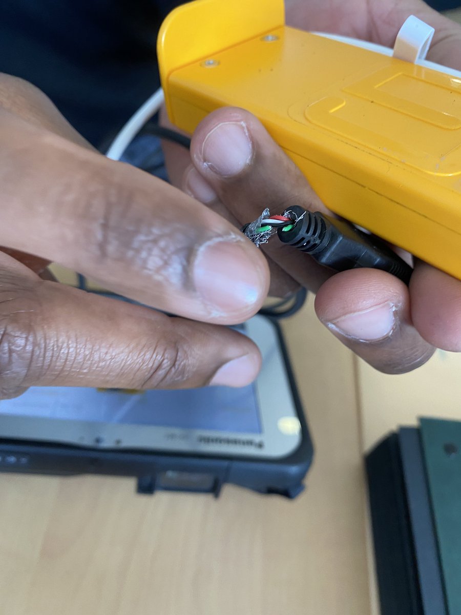 Caroline Massat tweet media