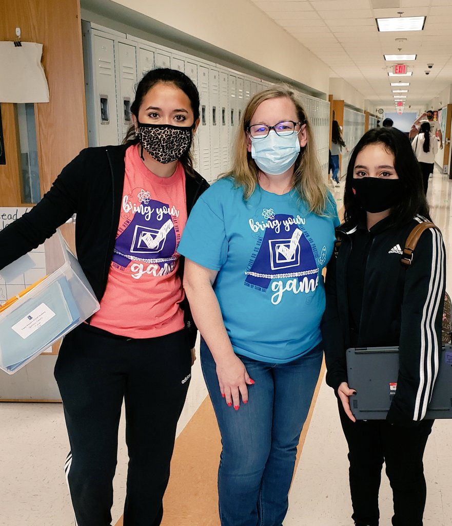 GabbiD3's tweet photo. Bins✔
Chromebook ✔
Snacks ✔
Encouragement✔
💜🖤🤍ywsA-game!!✔
Proud of how @YWSALadyJags have pushed through STAAR testing! 💪🏾 #PlayHowYouPractice #ShowUpShowOut
@dallasschools https://t.co/akQO0eWVLW