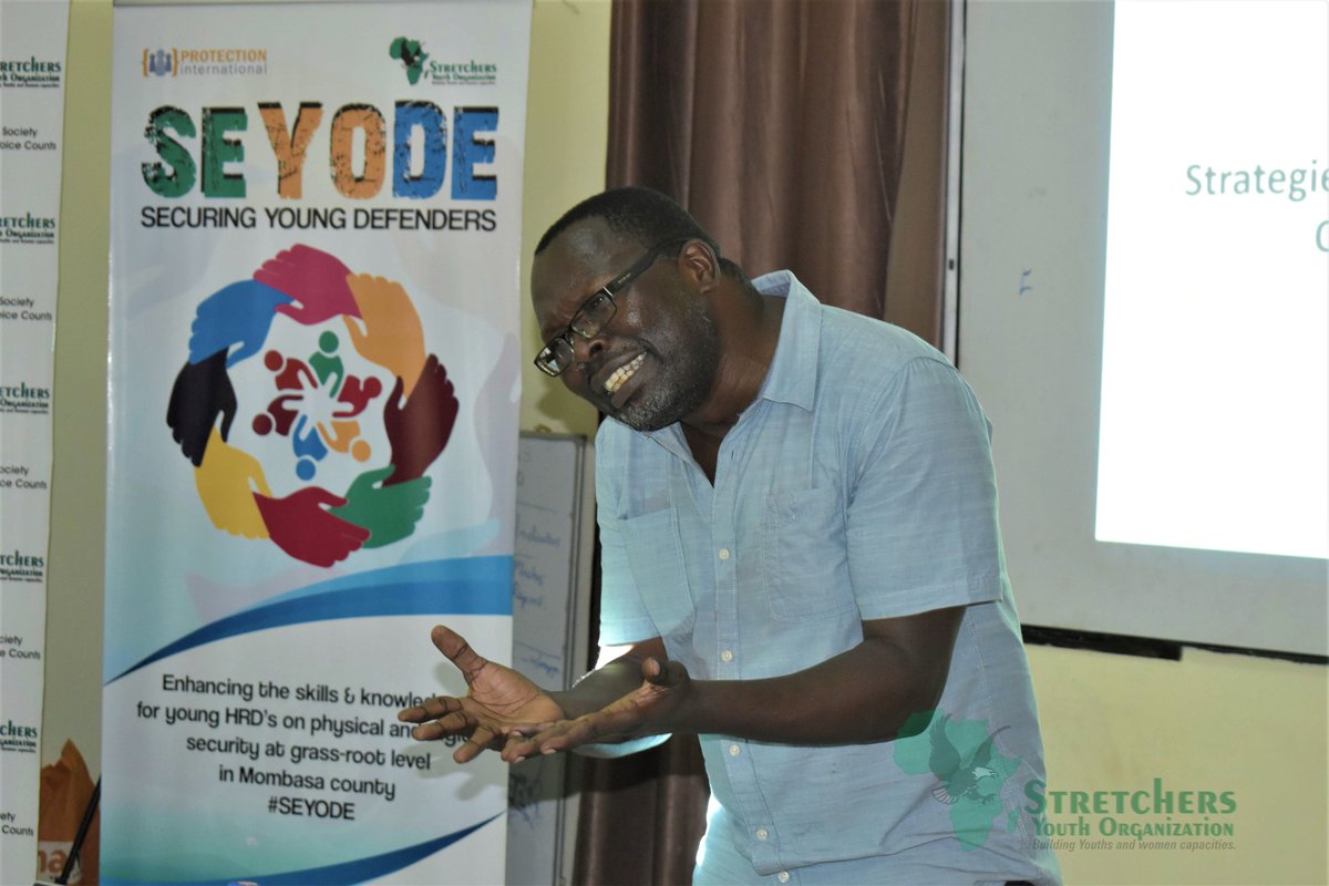 StretchersYouth's tweet photo. #SEYODE #SYOatTEN
Winding up today's session, the #HRDs were taken through #SocialActivism as an intentional action with the goal of bringing about social change. https://t.co/qSVN53kH4c