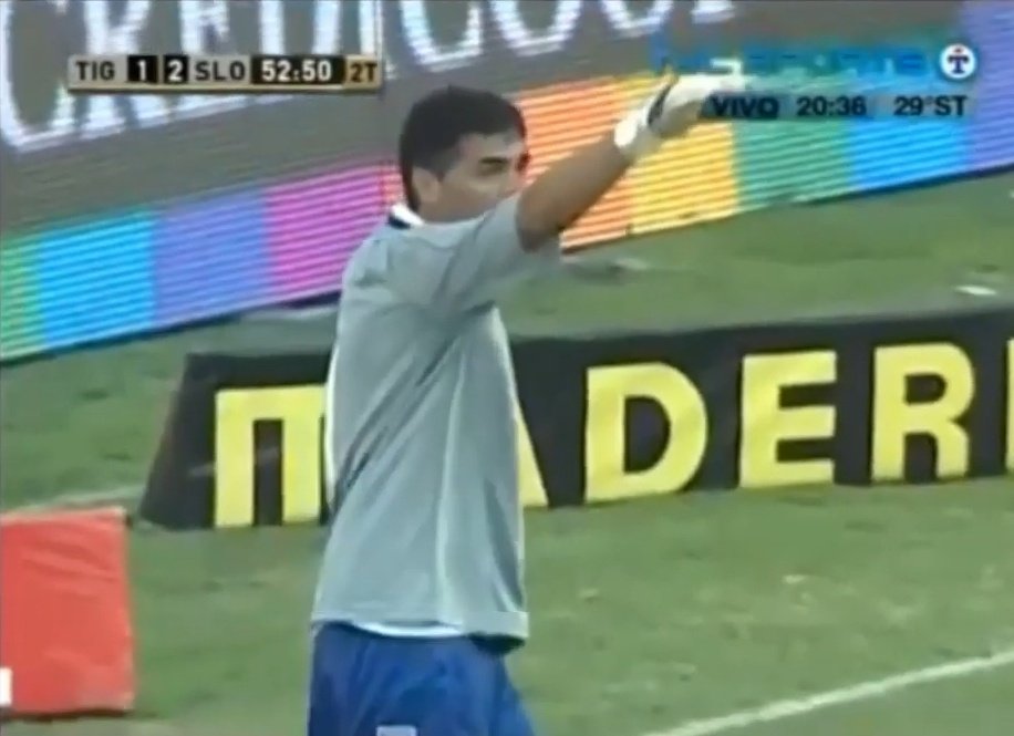 EnzoGriffo's tweet photo. En Tigre recuerdo al chimi Blengio vs San Lorenzo en el triangular (2008) y González Pirez vs Vélez (2015) https://t.co/v0O3b77OMW