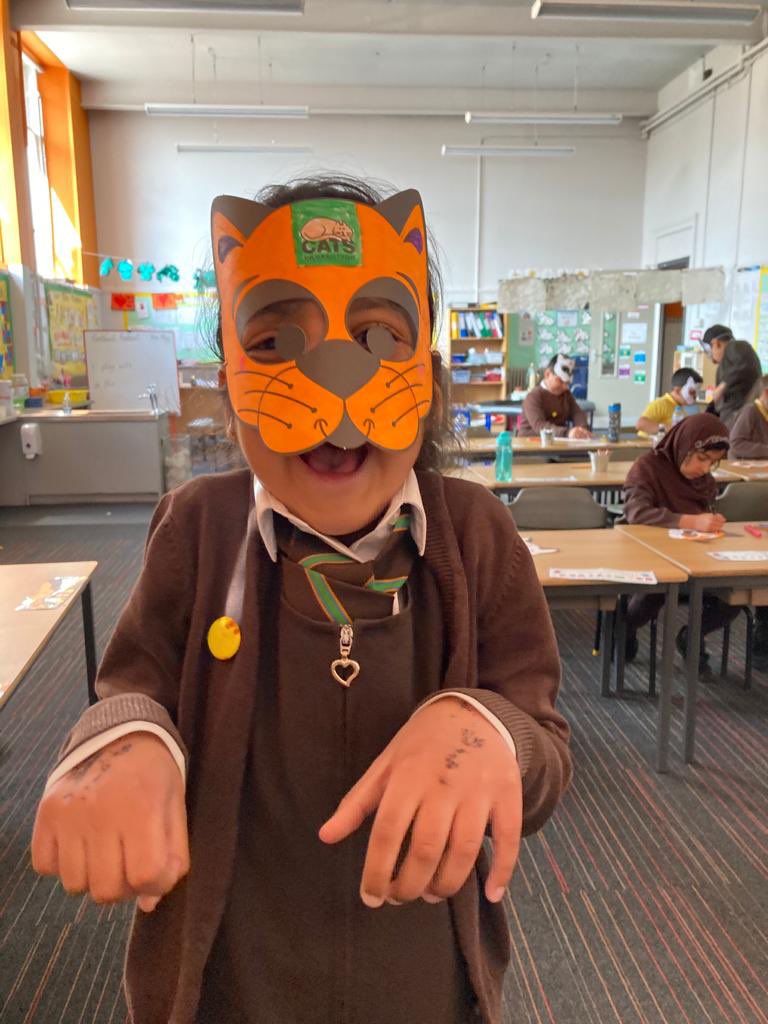 StBridesPS's tweet photo. P3 loved their goodies that they received from @CatsProtection especially the cat masks. 🐱 https://t.co/5Q5HtOMFKn