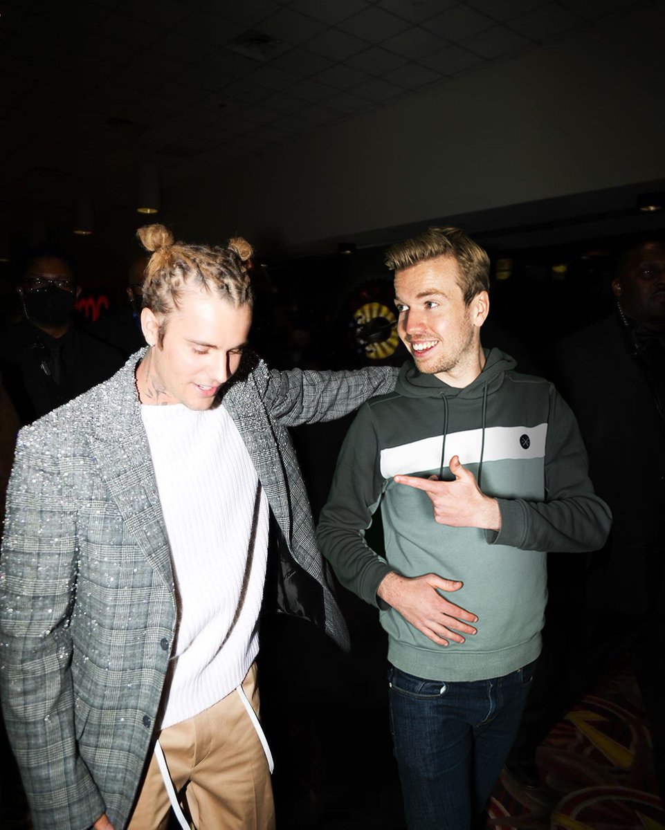 Anoûl Hendriks tweet media