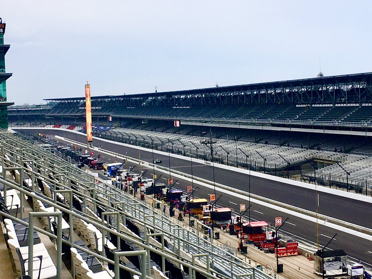 TimNation's tweet image. Early morning at the track #Indy500