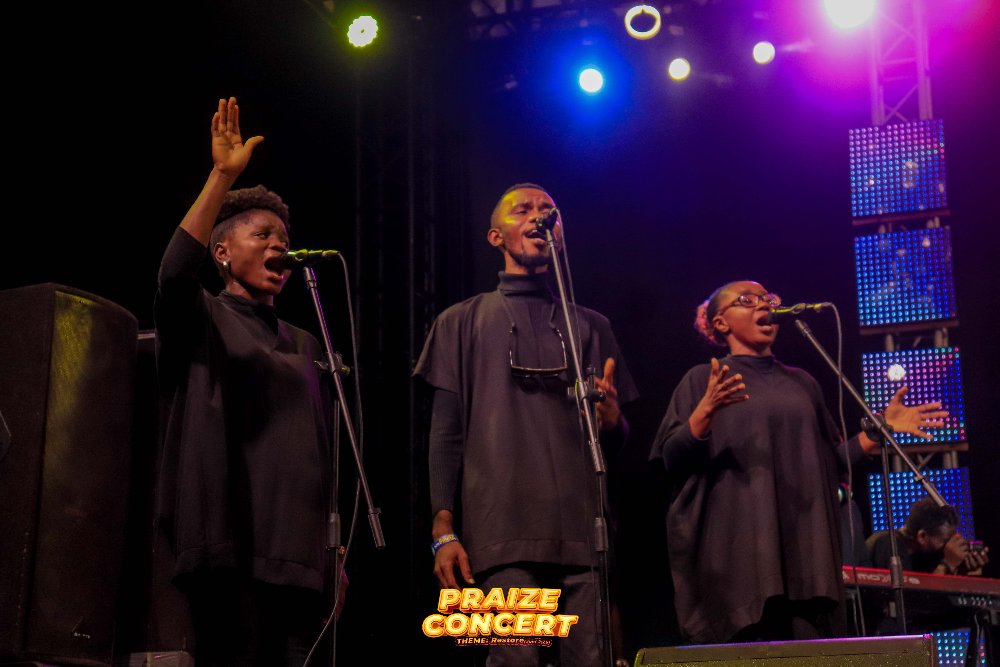 Delfaro_Product's tweet photo. Thank you @ekanemesu_ for blessing lives at #praizeconcert2021 🙏🏾
#praizeconcert #calabartotheworld #thedelfaroexperience #itcanonlygetbetter #djaz #ekanemesu #restore #restorecalabar #delfaroproductions #Crypto
#cryptocurrency China Jidenna Binance Vice President #Bitcoin https://t.co/kRbfHevxo4
