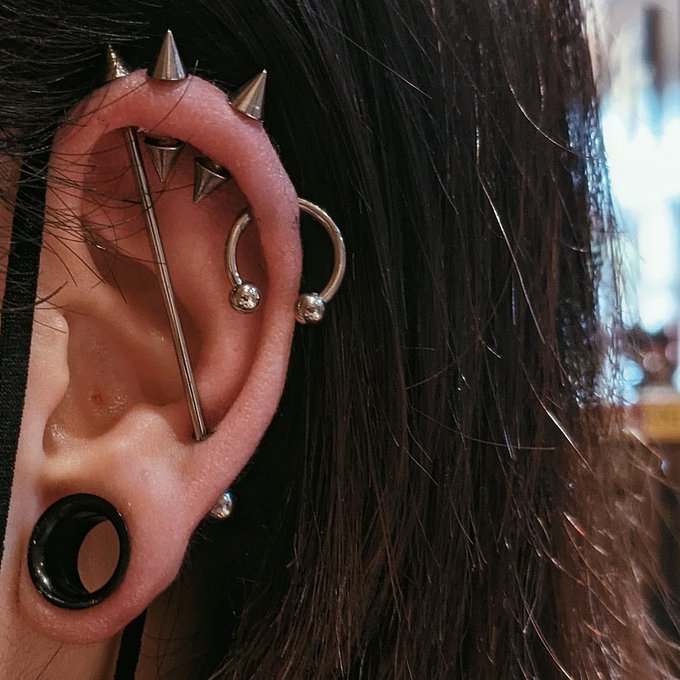 ピアス好きな人のtwitterイラスト検索結果