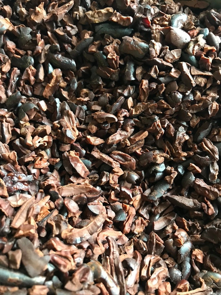 We've all heard of #saltbae but where is #nibbae? We = think that sprinkling nibs atop many foods would enhance the flavor and deliciousness! We hope that cacao from Semuliki, Lachua, or ABOCFA in nib forms can become your go to freshly roasted nib!