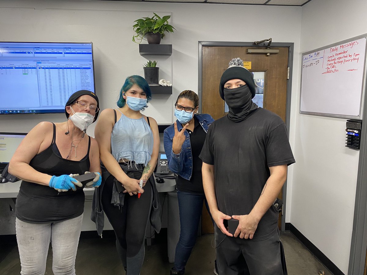 StudioUps's tweet image. Shout out to Penn 5 Supervisor Nicole and her Awesome team that had ZERO misloads on Tuesday. Thank you for the hard work and great communication. @SFPreload @KellyDeblaere @Nick_Estioko @Excellups