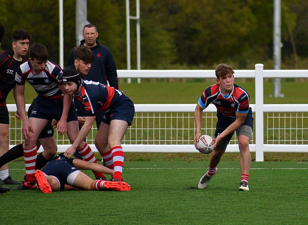 STCTeamwear's tweet photo. @StowmarketRUFC travelled to the new @ColchesterRFC grounds last weekend for a brilliant Sunday morning Colts match!!
Brilliant pictures from a brilliant game!!
Well done lads!
・・・
#TeamSTC #OneBrandEverySport #DesignedUK #createduk #rugby https://t.co/d0gJYh9X59