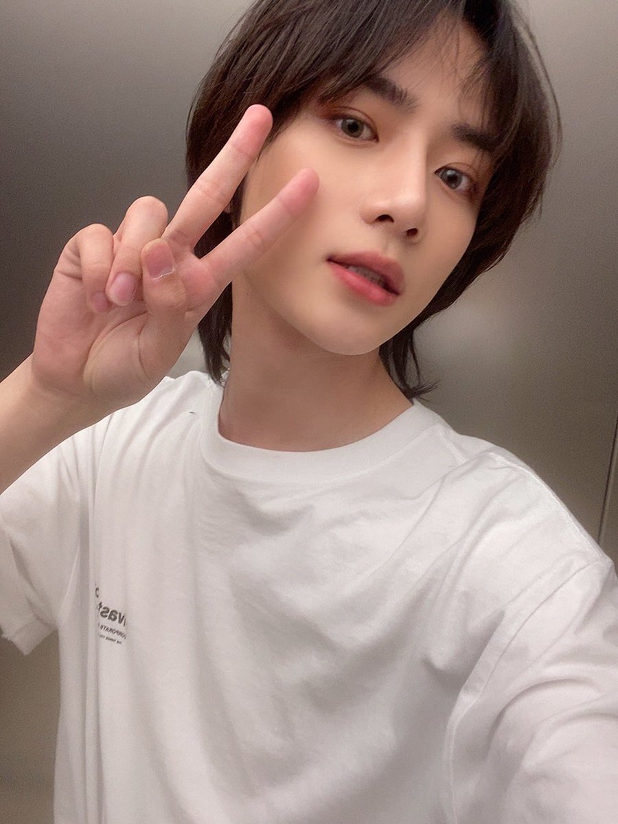 와진짜구라아니고
한3초전에 이성을잃을뻔함(너무좋아서)