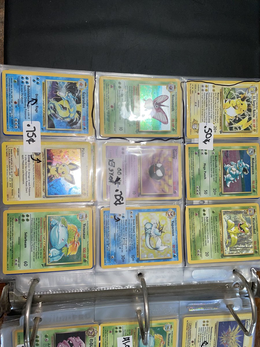 AlexPinelli1's tweet photo. Found my old pokemon cards from when I was a kid. When I was 10 I tried selling them at a yardsale. I did have a few charizards. I must've sold them sadly. But look and look at them prices I was trying to sell them for 15 years ago haha. Thankgod nobody bought these!
#Pokemon https://t.co/RBQlxTM4AI