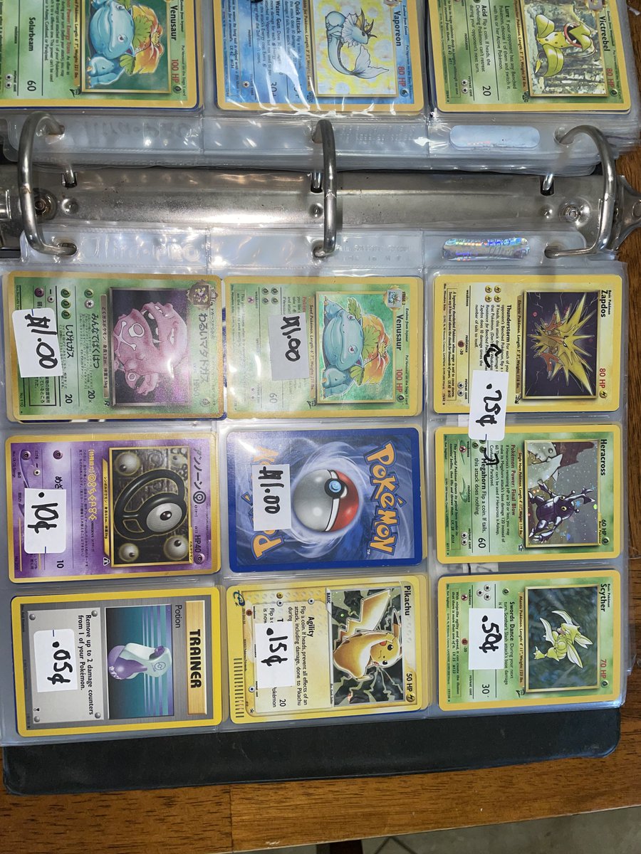 AlexPinelli1's tweet photo. Found my old pokemon cards from when I was a kid. When I was 10 I tried selling them at a yardsale. I did have a few charizards. I must've sold them sadly. But look and look at them prices I was trying to sell them for 15 years ago haha. Thankgod nobody bought these!
#Pokemon https://t.co/RBQlxTM4AI