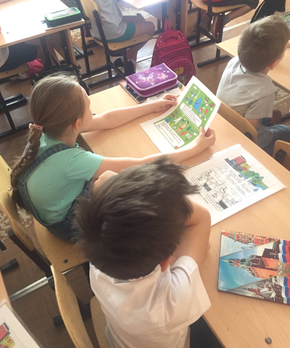 olgastrelnik's tweet photo. «Урок Здоровья» во 2а классе сегодня провёл Арсен Джалилов. Будущие чемпионы получили бесценные советы от президента федерации кикбоксинга и поделились своими достижениями в спорте. https://t.co/CJnxq9lnNS