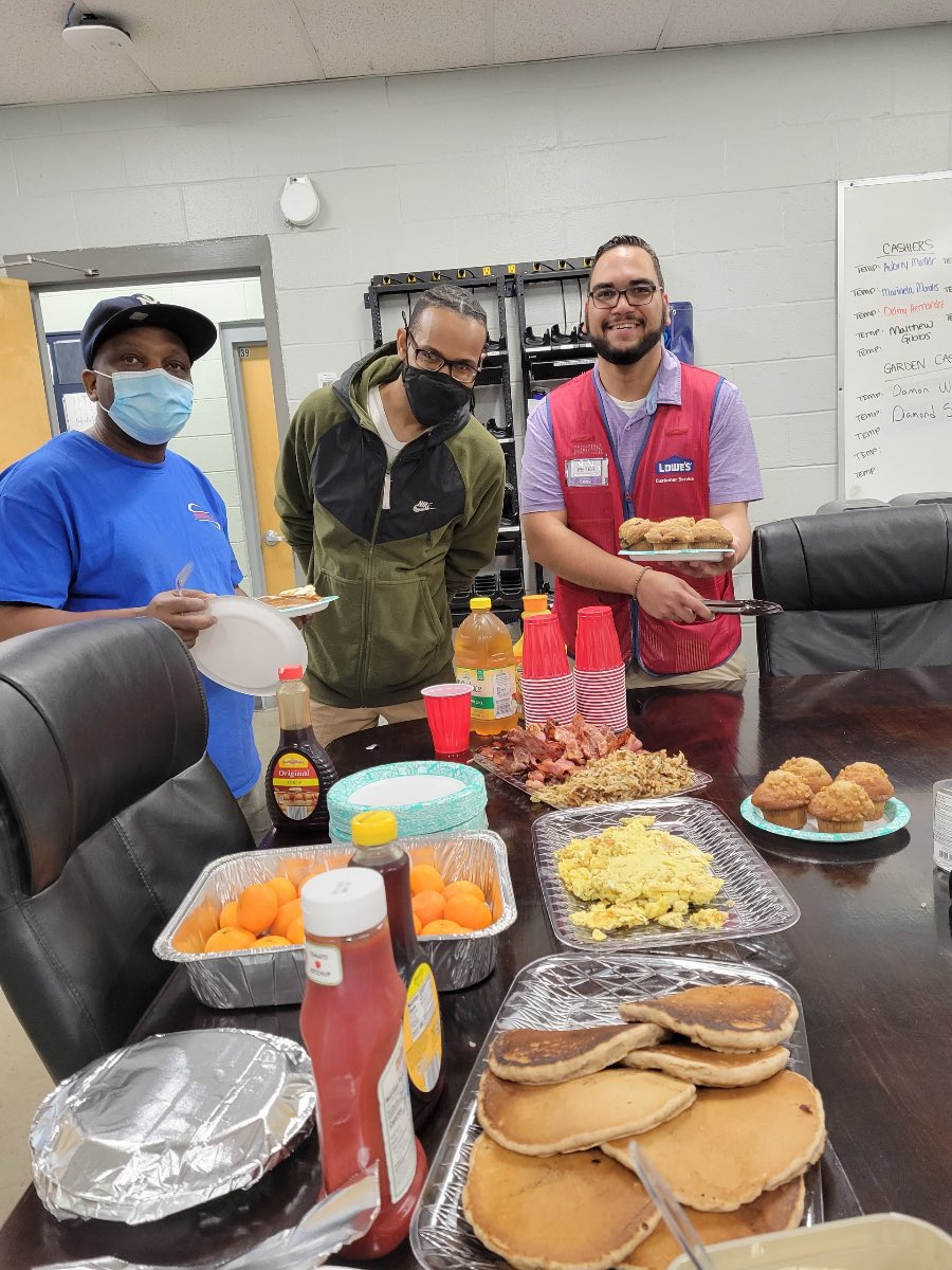 Lowes0593's tweet photo. I came in extra early today to make breakfast for our One Task Team and Back End Team, they’re holding it down every day! I am proud to be their servant leader! @DerenchesA @AngieWomack1 @timdaleynymetro @JeremyZitofsky @TweetUsR30 @gouletmd @JulioVi77888294 #NewHavenPride https://t.co/wW7J5aOR2G
