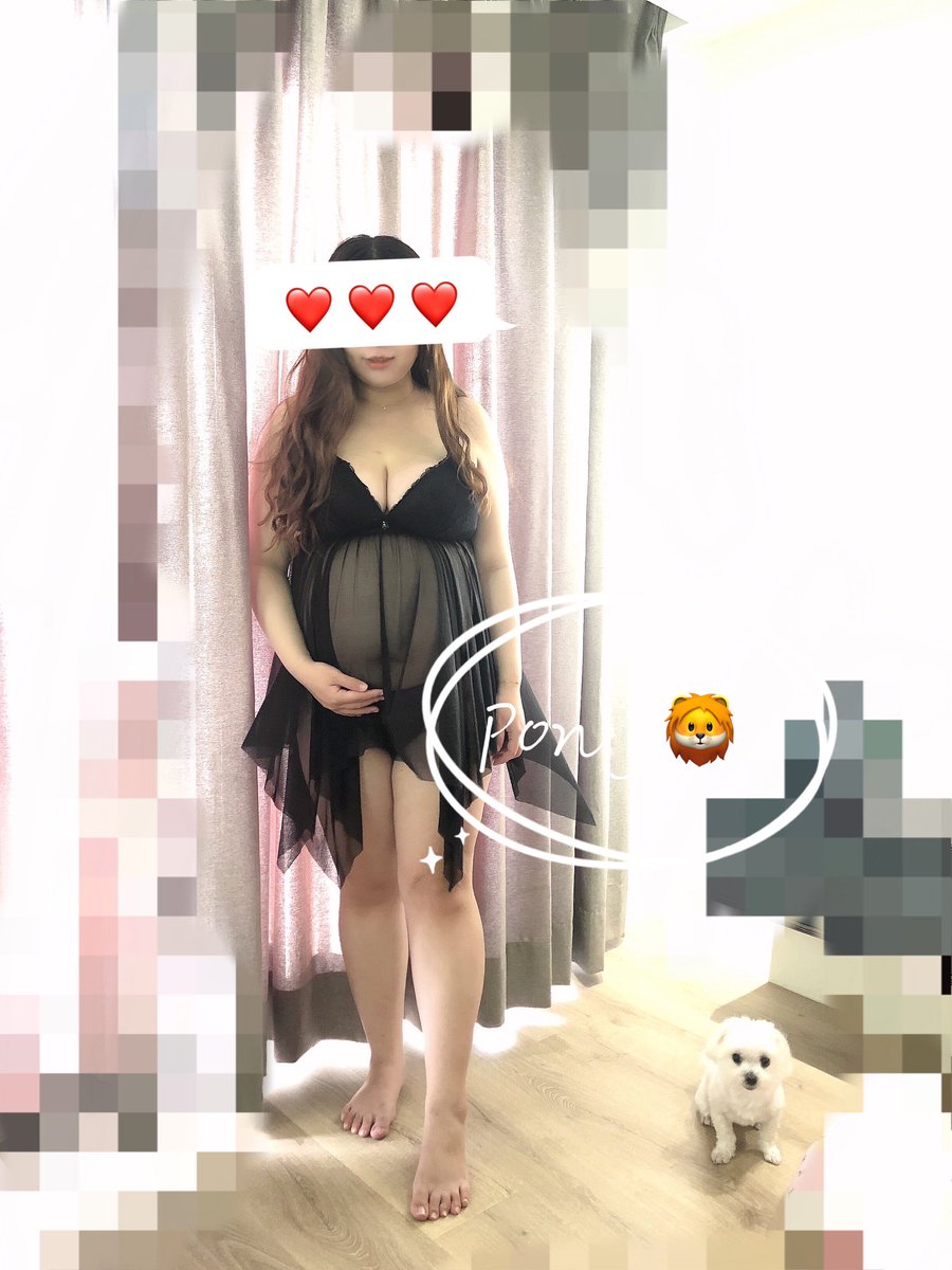今天買了新睡衣
覺得這款式好仙～～
好適合拍孕婦婚紗啊🥰🥰
請隊友用手機幫我在窗邊簡單拍一下 
自己覺得好像還挺美的😝😝
不曉得大家覺得呢？ https://t.co/aX2J7zykEL