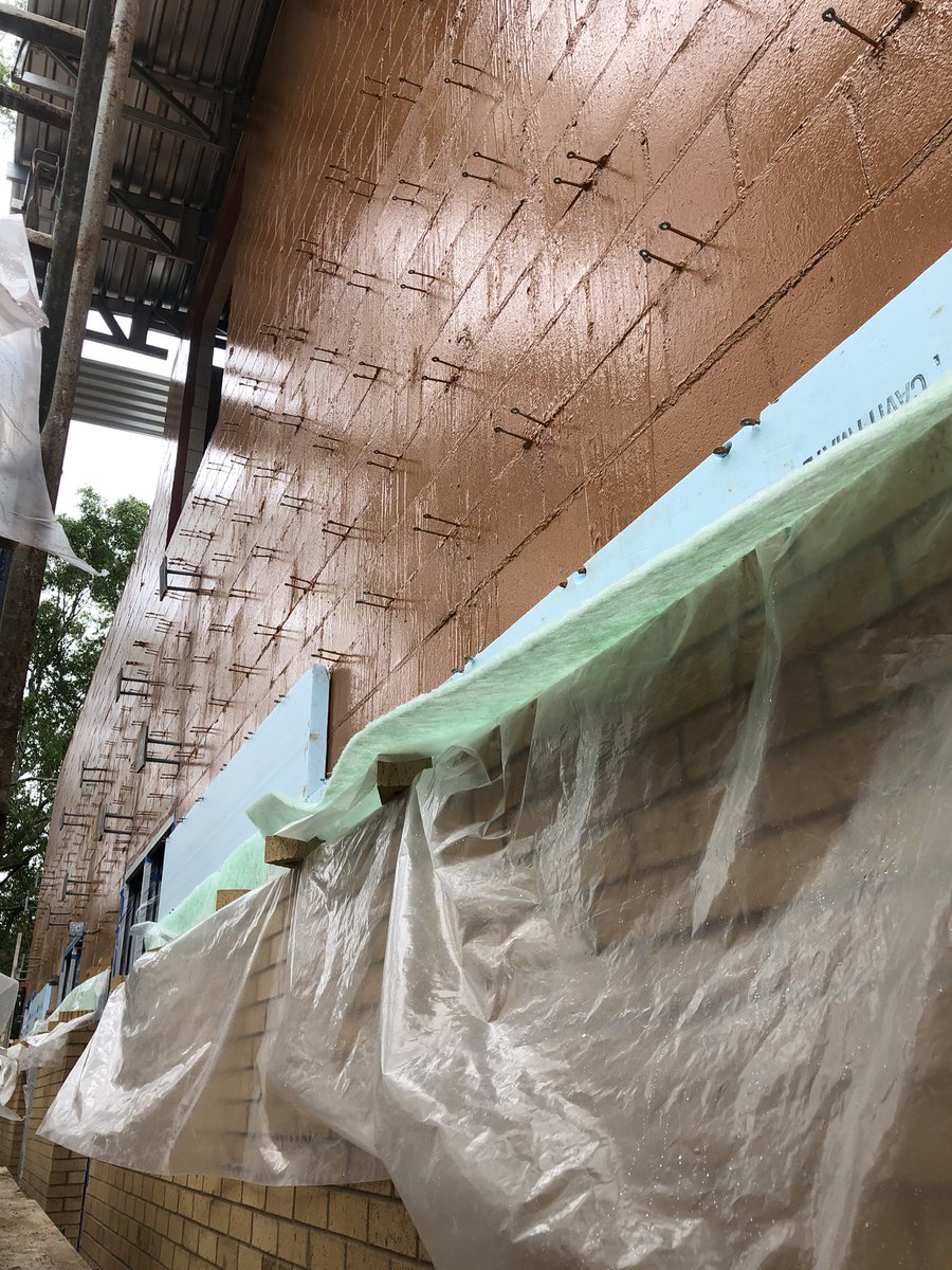 Jake_PROSOCO's tweet image. The storms in New Orleans won’t stop @PROSOCO Cat 5 from going up! Cap the walls and get to rolling. Imagine the delays with a peel and stick, not to mention the detailing around brick ties. #FluidApplied &amp;gt; sheets every time