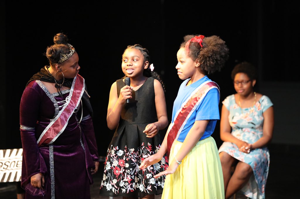 #EastSideON this week features the fantastic <a href="/TBEYCENTER/">TBEY</a> with a new @ExperienceMKE episode featuring Founder &amp; Executive Director, Contessa Lobley! 🔅 Learn more here:

facebook.com/188843604635/p…
<a href="/supportlocalmke/">Support Local MKE</a> <a href="/YelpMKE/">Yelp Milwaukee</a>